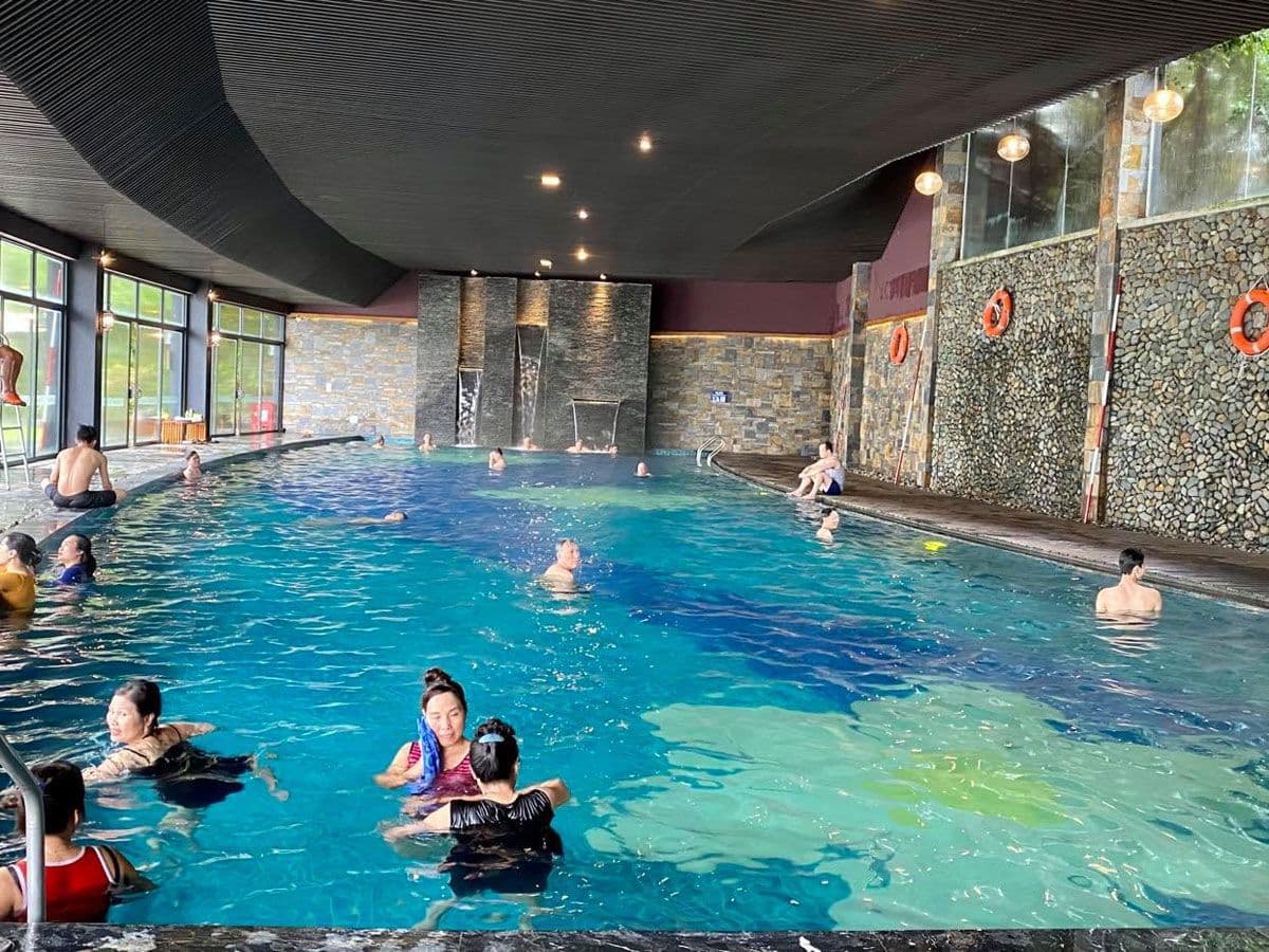Kim Boi hot spring will give you the experience of soaking in hot water to remove diseases