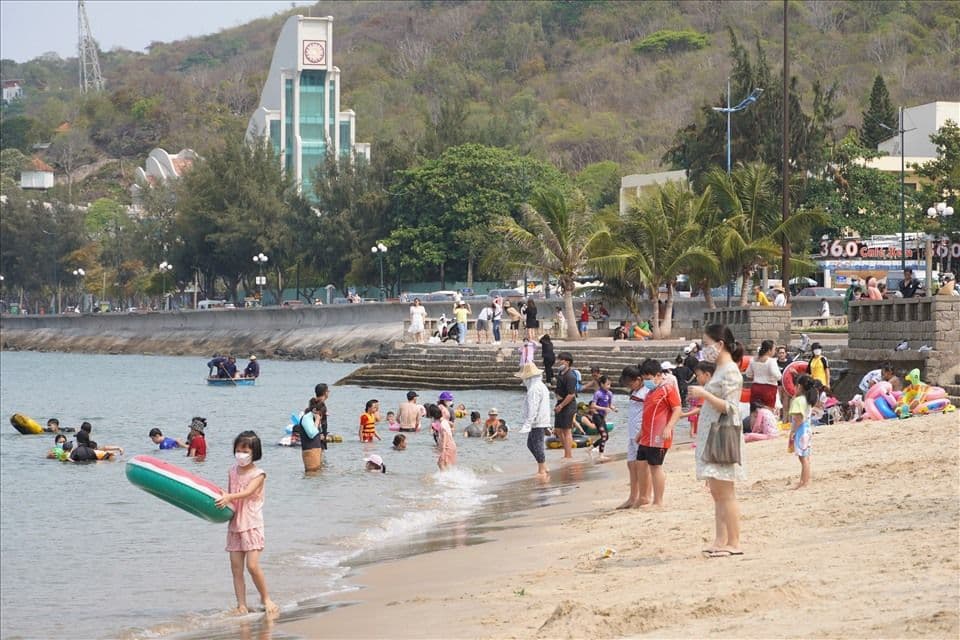 Front Beach of Vung Tau (Source: Internet)