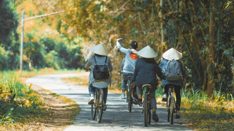 Bicycles moving from Forest Headquarters to Bau Sau are the most chosen by Western customers