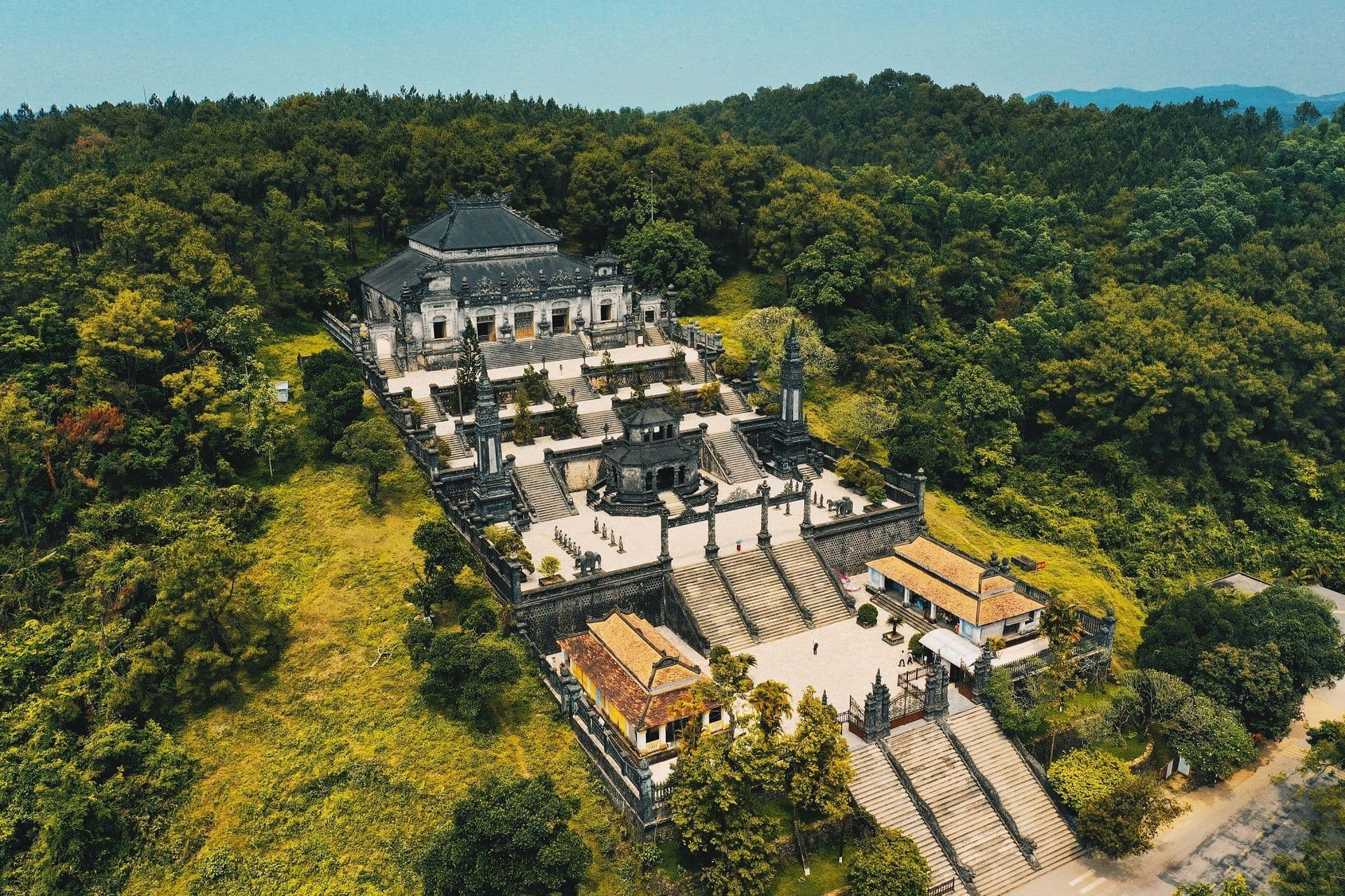 Impressive architecture of Hue Citadel (Source: Internet)