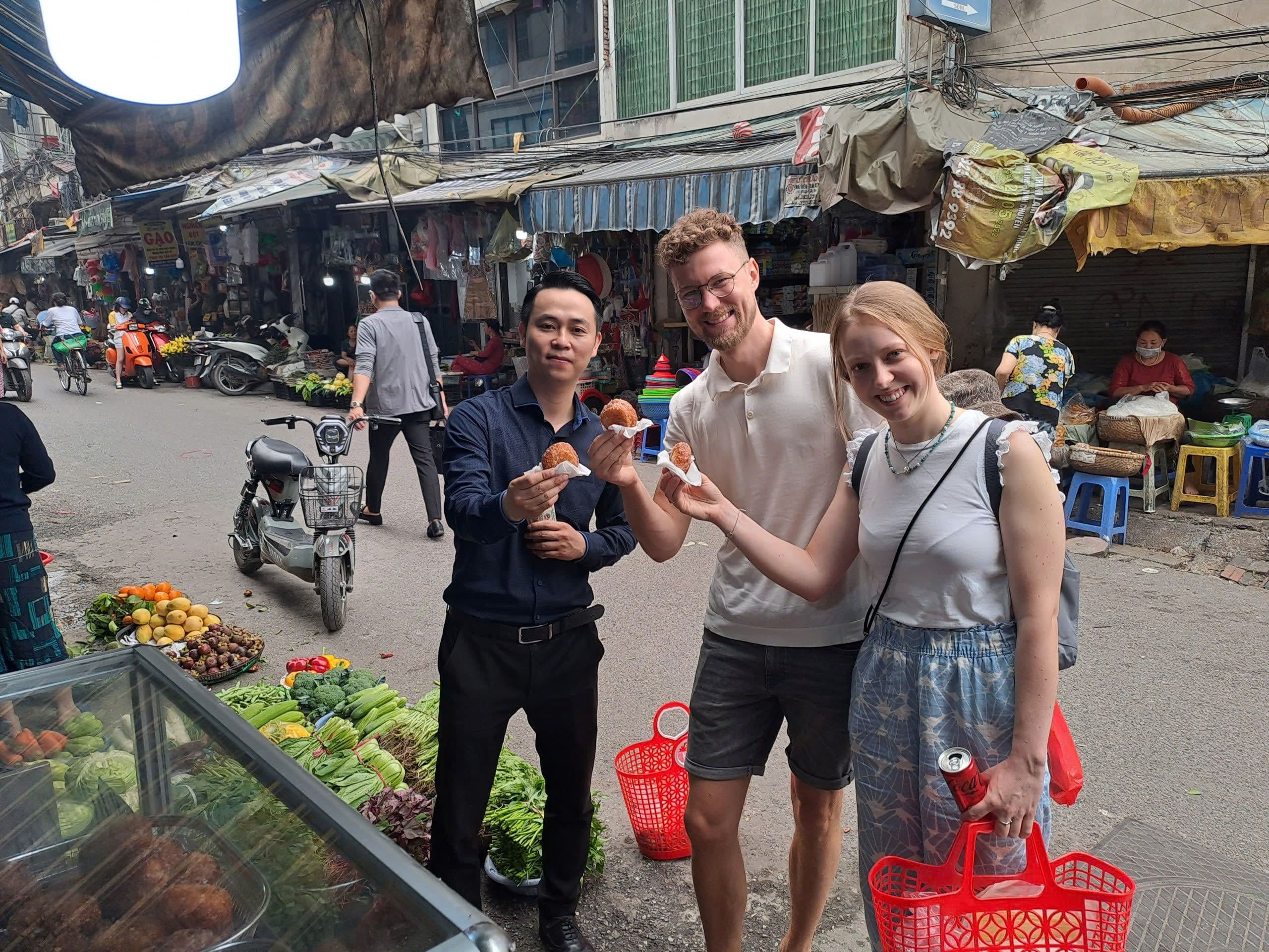 hanoi cooking class with market tour